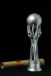 恐怖冒险游戏《寂静之地：前方之路》游戏时长约8-12小时